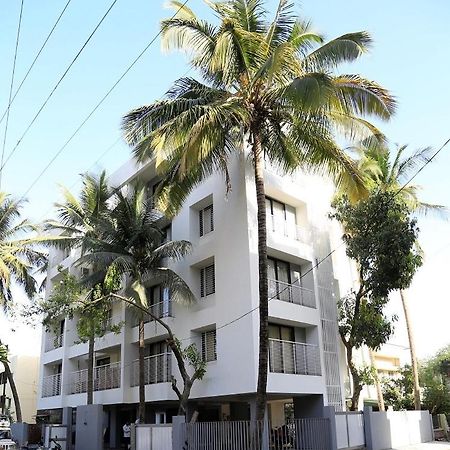 ناسيك Aashiyana Inn المظهر الخارجي الصورة