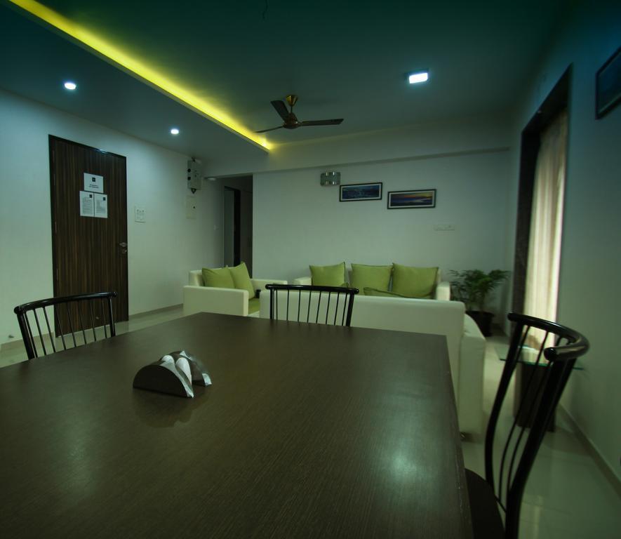 ناسيك Aashiyana Inn المظهر الخارجي الصورة